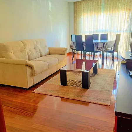 Apartamento De 3 Habitaciones Terraza, Wi-Fi Y Garaje 아파트 암푸에로