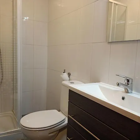 아파트 Apartamento De 3 Habitaciones Terraza, Wi-Fi Y Garaje