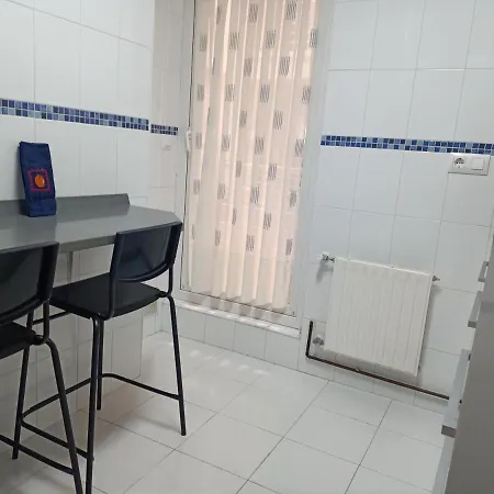 Apartamento De 3 Habitaciones Terraza, Wi-Fi Y Garaje * 암푸에로