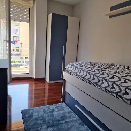 아파트 Apartamento De 3 Habitaciones Terraza, Wi-Fi Y Garaje